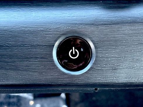 Used 2024 Nissan Ariya AWD image 22