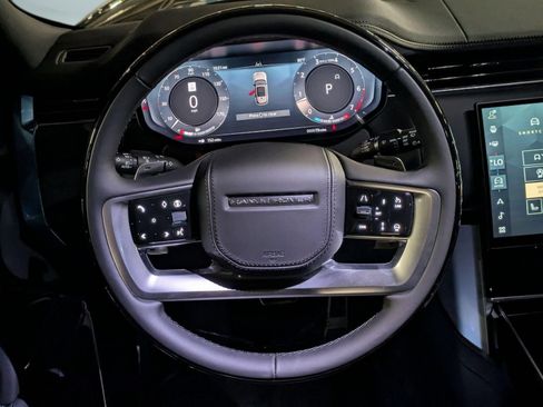 New 2026 Land Rover Range Rover Long Wheelbase SE AWD/4WD image 17