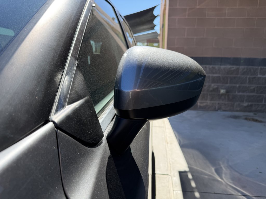 Used 2025 Nissan Rogue SV FWD image 12