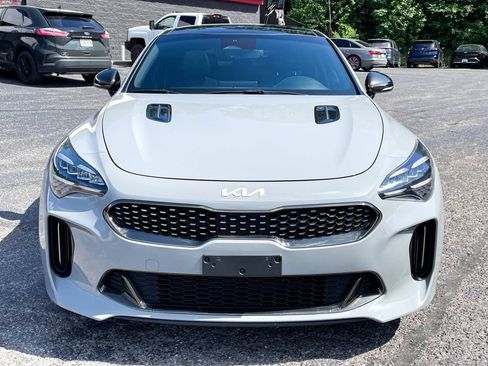 Used 2023 Kia Stinger GT-Line w/ Sun & Sound Package RWD image 7