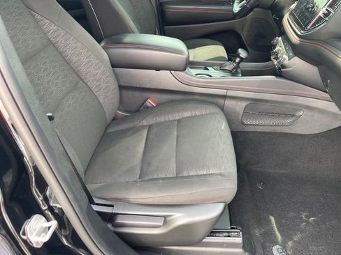 Used 2023 Dodge Durango R/T w/ Blacktop Package RWD image 18