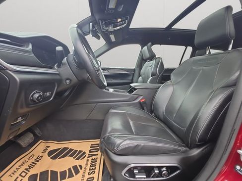 Used 2022 Jeep Grand Cherokee L Overland w/ Luxury Tech Group IV image 10