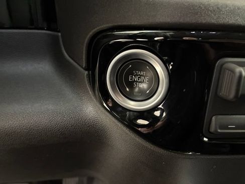 Used 2025 Chevrolet Silverado 1500 RST AWD/4WD image 24