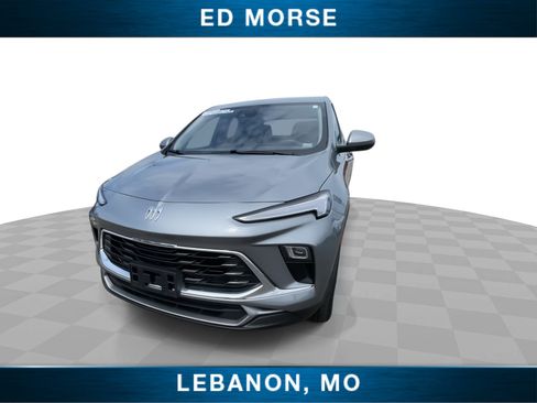 Certified 2025 Buick Encore GX Preferred FWD image 3