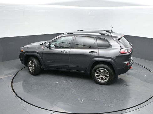 Used 2021 Jeep Cherokee Trailhawk image 33