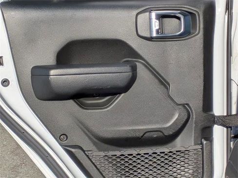 Certified 2021 Jeep Wrangler Unlimited Sport image 25