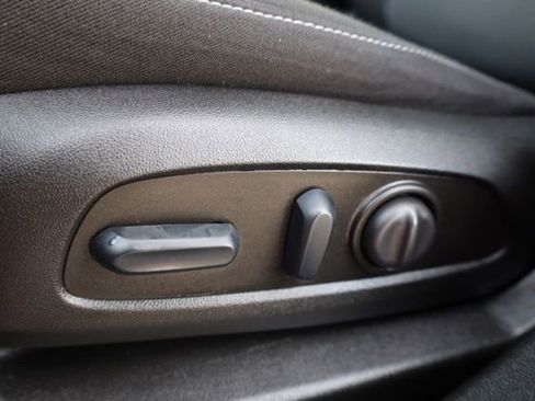 Certified 2023 Chevrolet Blazer LT w/ Convenience Package image 18