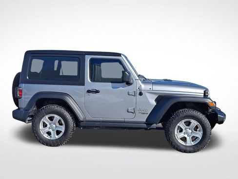 Used 2020 Jeep Wrangler Sport image 7