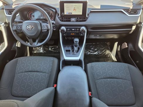 Used 2023 Toyota RAV4 XLE image 16