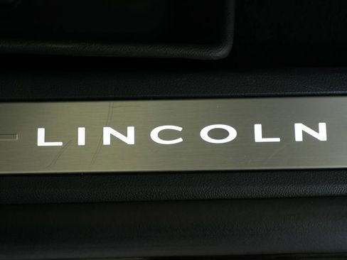 Used 2025 Lincoln Aviator Reserve w/ Equipment Group 201A image 29