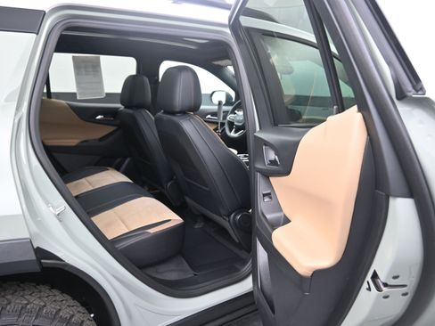 Used 2026 Chevrolet Equinox ACTIV w/ LPO, Floor Liner Package image 11