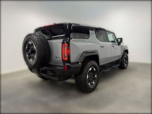 Used 2024 GMC Hummer EV 3X w/ Extreme Off-Road Package AWD/4WD image 9