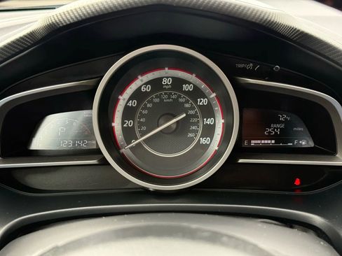 Used 2014 MAZDA MAZDA3 i Touring image 24