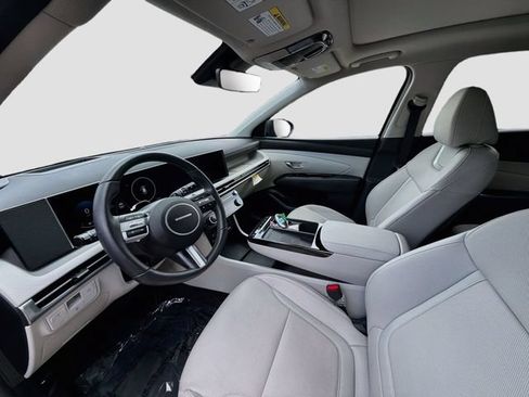 Used 2026 Hyundai Tucson Limited AWD/4WD image 21