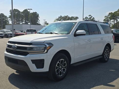 Used 2024 Ford Expedition Max XLT image 1