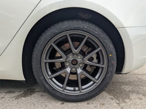 Used 2023 Tesla Model 3 Standard Range image 15