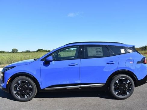 New 2026 Kia Sportage SX FWD image 7