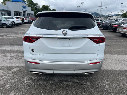 Used 2022 Buick Enclave Premium AWD/4WD image 6