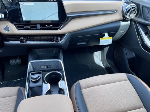 New 2026 Chevrolet Equinox ACTIV w/ Convenience Package III AWD/4WD image 29