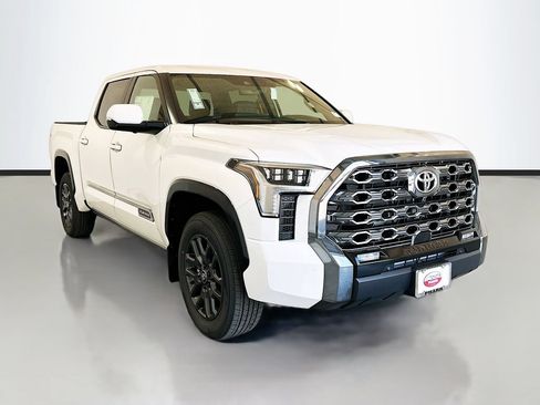 New 2026 Toyota Tundra Platinum AWD/4WD image 3