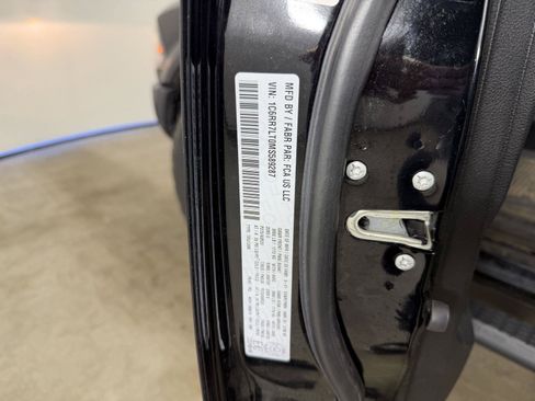Used 2021 RAM 1500 Warlock AWD/4WD image 26
