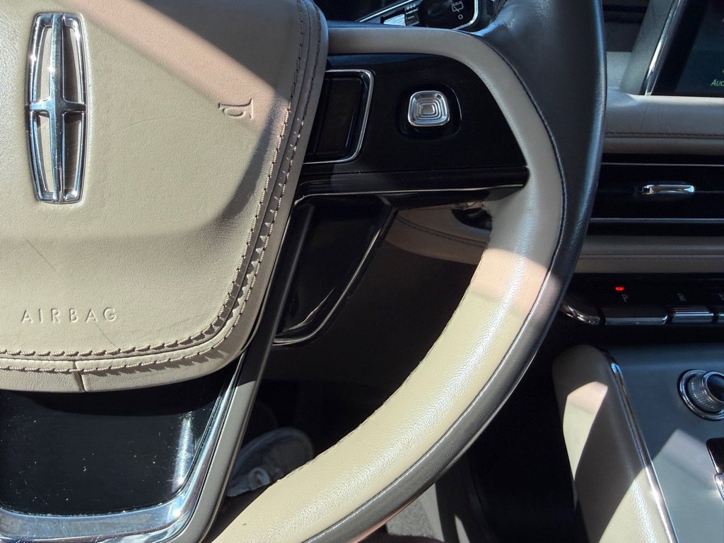 Used 2022 Lincoln Aviator 2WD image 33