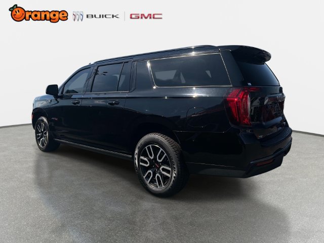 Used 2022 GMC Yukon XL AT4 w/ AT4 Premium Package AWD/4WD image 6