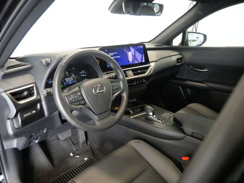 Used 2025 Lexus UX 300h AWD w/ Cold Area Package image 13