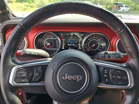 Used 2021 Jeep Wrangler Unlimited Rubicon AWD/4WD image 19