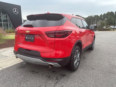 Used 2023 Chevrolet Blazer LT image 3