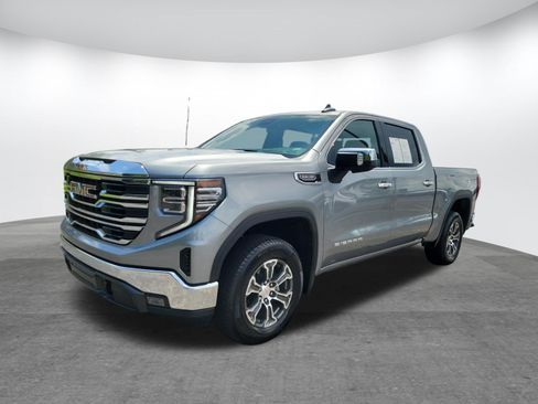 Used 2026 GMC Sierra 1500 SLT AWD/4WD image 19