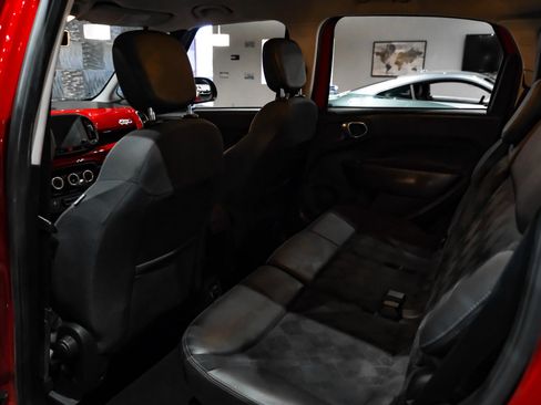 Used 2020 FIAT 500L Pop w/ Chrome Appearance Group FWD image 31