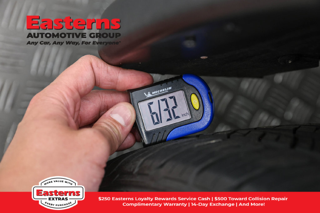 Used 2023 Nissan Pathfinder S AWD/4WD image 29