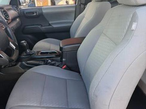 Used 2021 Toyota Tacoma SR5 image 9