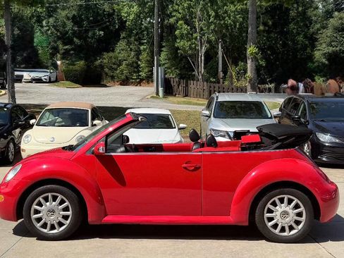 Used 2004 Volkswagen Beetle GLS FWD image 4