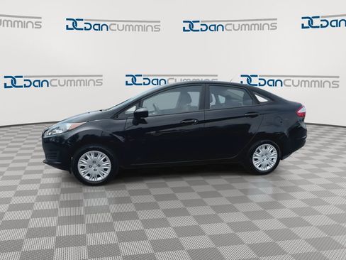 Used 2019 Ford Fiesta S FWD image 5