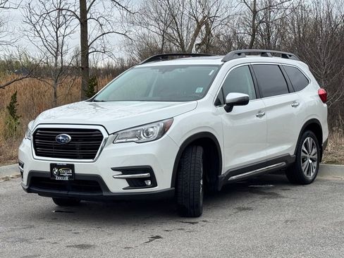 Used 2020 Subaru Ascent Touring w/ Popular Package #3 AWD/4WD image 3