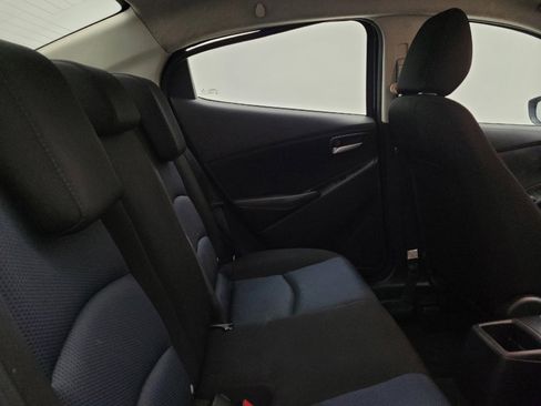 Used 2019 Toyota Yaris LE image 19