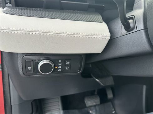 Certified 2021 Ford Mustang Mach-E Premium image 30