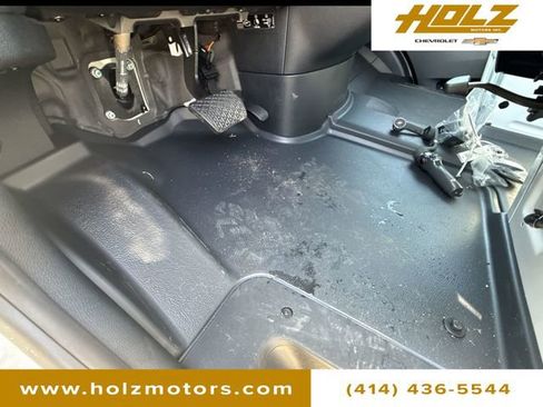 Used 2025 Mercedes-Benz Sprinter 2500 image 32