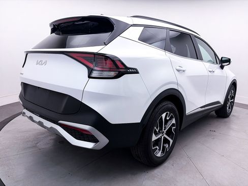 Used 2025 Kia Sportage EX w/ Premium Package image 16