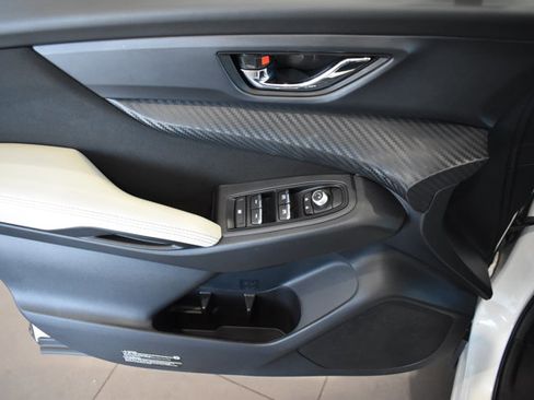 Used 2024 Subaru Ascent Premium w/ Convenience Package image 34