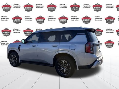 Certified 2025 Nissan Armada SL w/ Captain's Chari Seat Package image 3