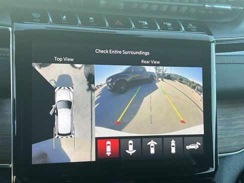 Used 2022 Jeep Grand Cherokee Summit w/ Advanced Protech Group IV image 15