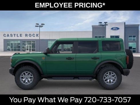 New 2025 Ford Bronco Badlands AWD/4WD image 3