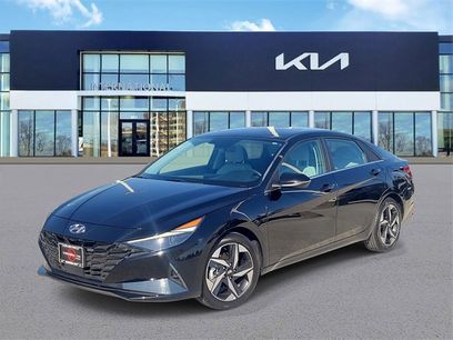 Used 2023 Hyundai Elantra Limited