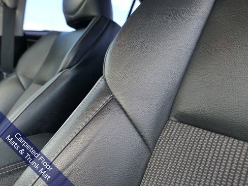 Used 2016 Toyota Corolla S image 13