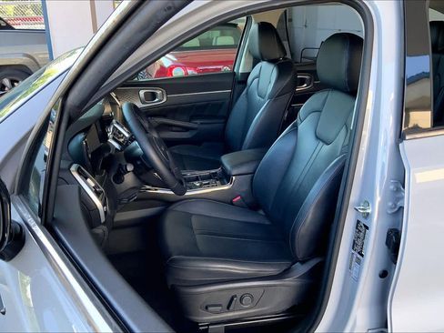 Used 2022 Kia Sorento SX FWD image 8
