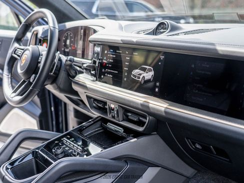 Used 2024 Porsche Cayenne S image 71