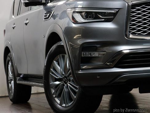 Used 2018 INFINITI QX80 4WD w/ Driver Assistance Package image 4